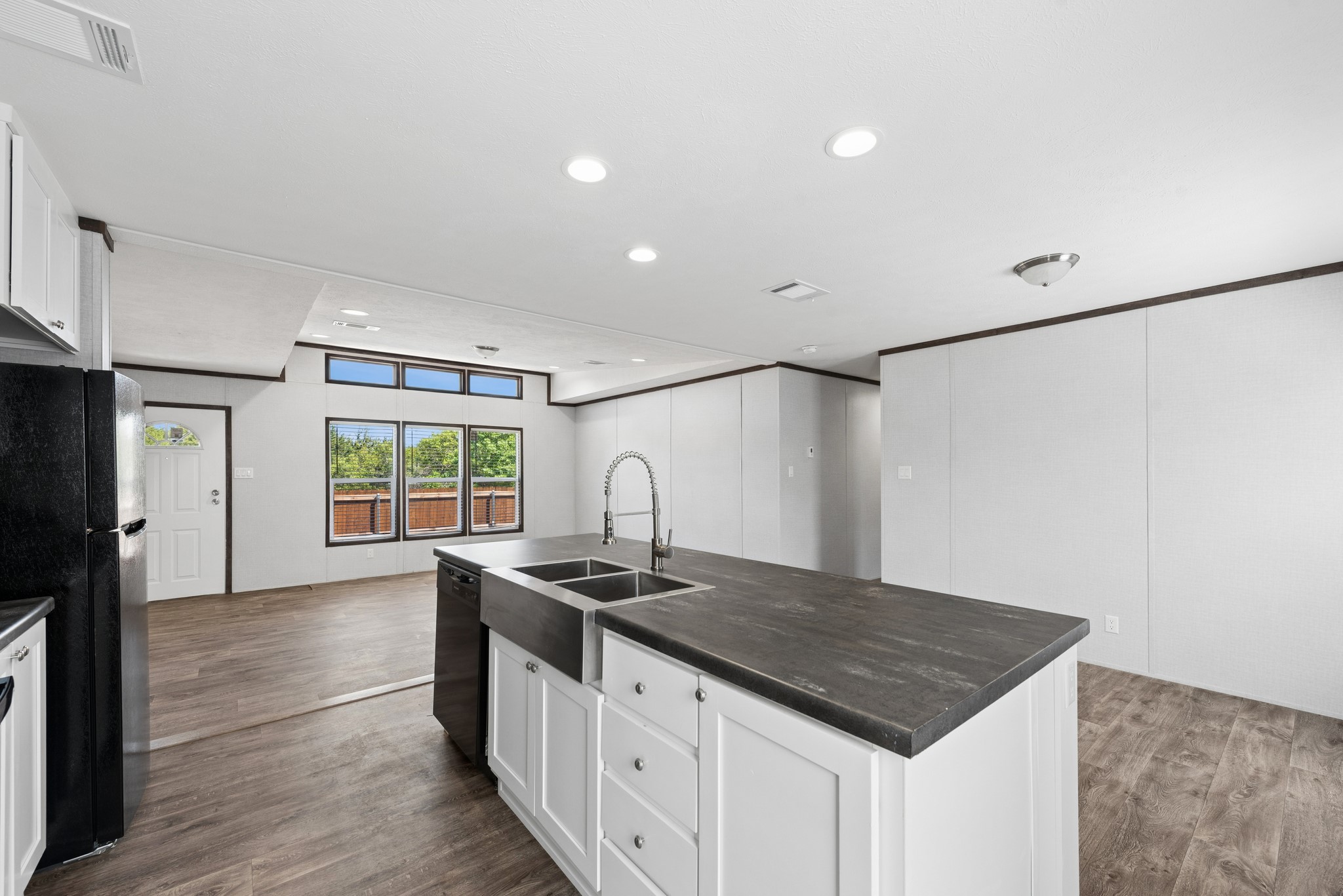 815 Thicket Trail, Granbury, TX, 76048