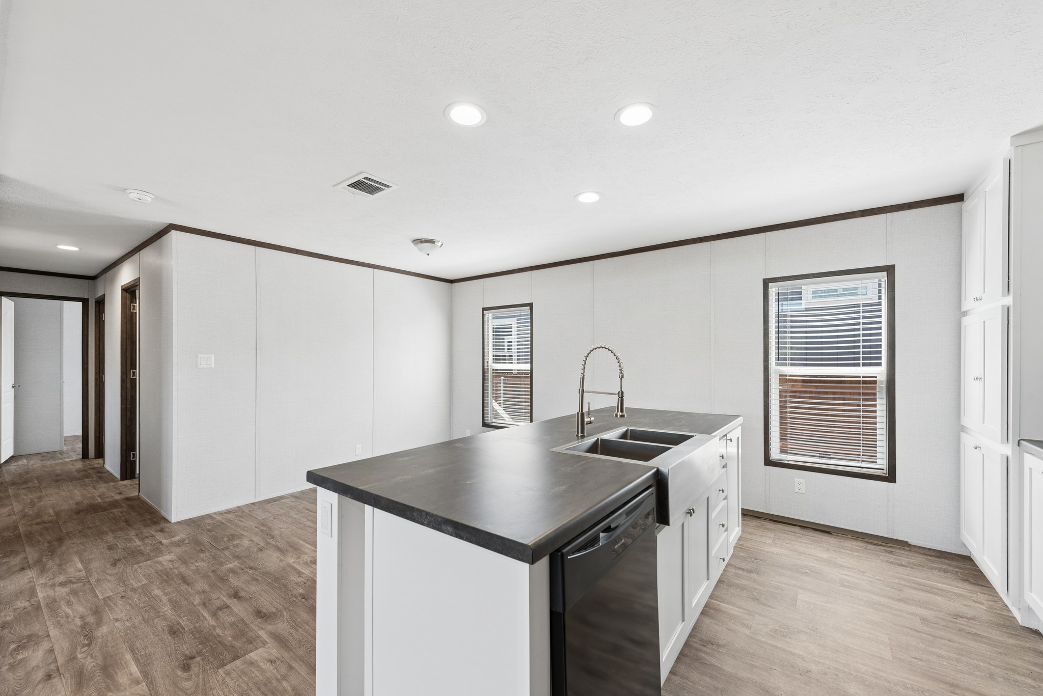 815 Thicket Trail, Granbury, TX, 76048