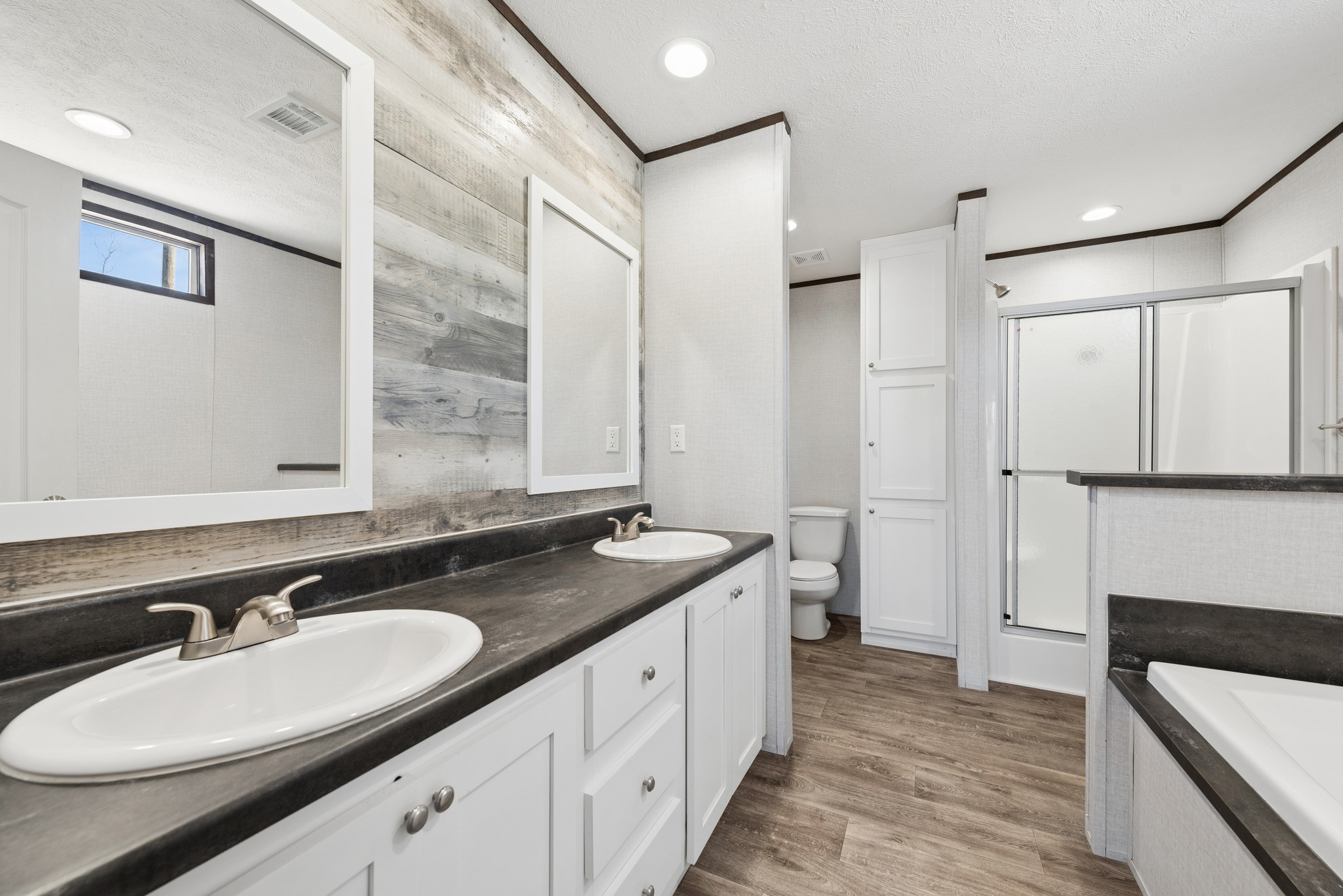 815 Thicket Trail, Granbury, TX, 76048