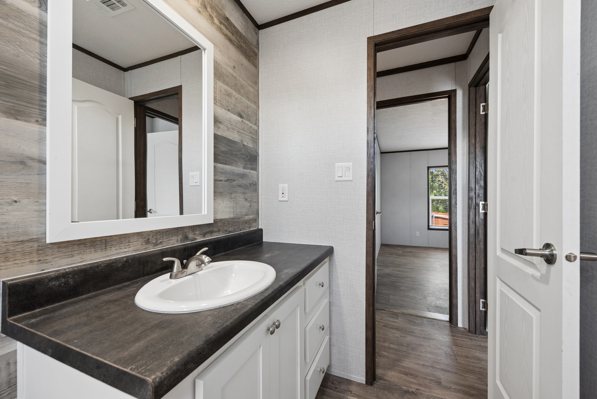 815 Thicket Trail, Granbury, TX, 76048
