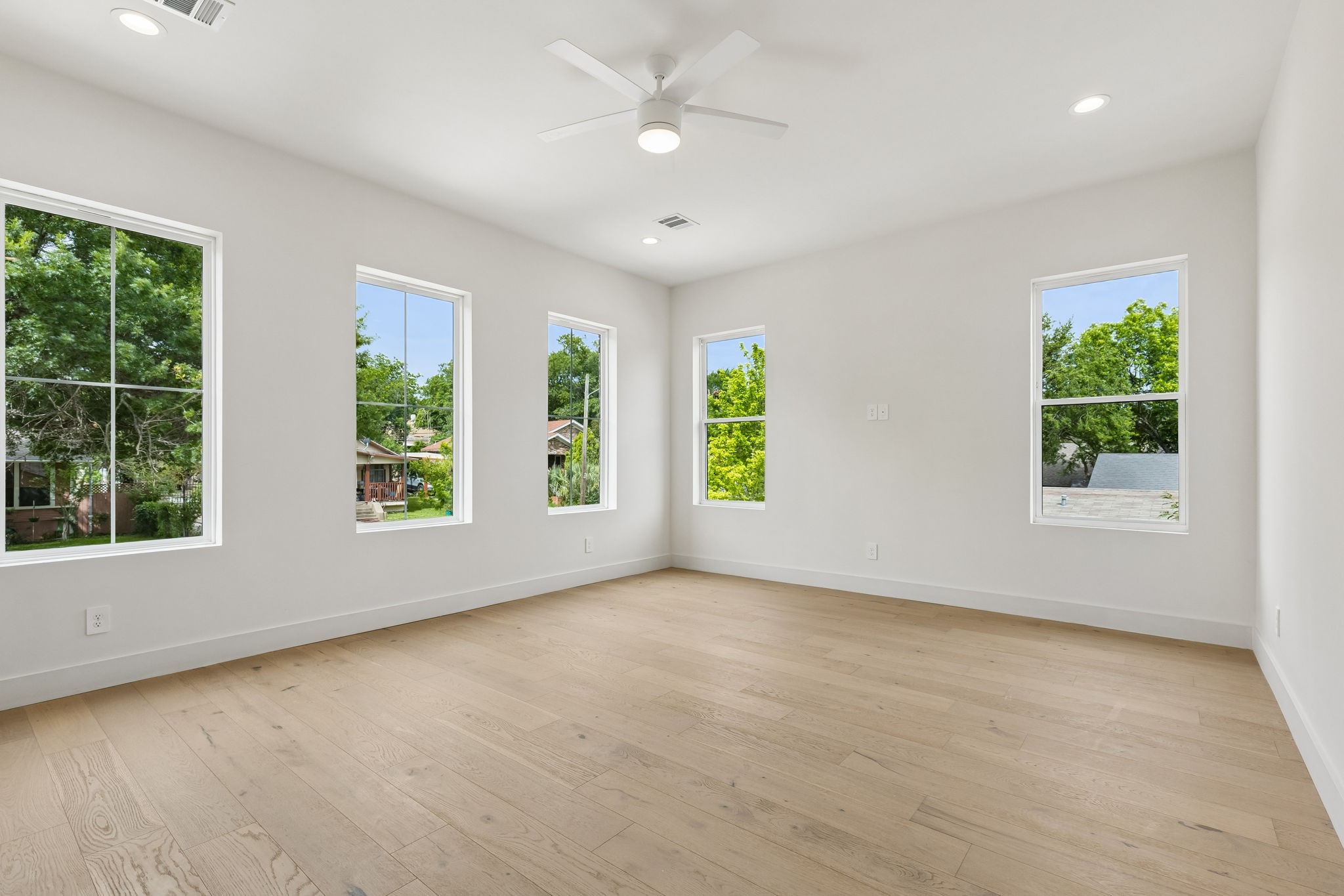 906 Cristler Avenue, Dallas, TX, 75223