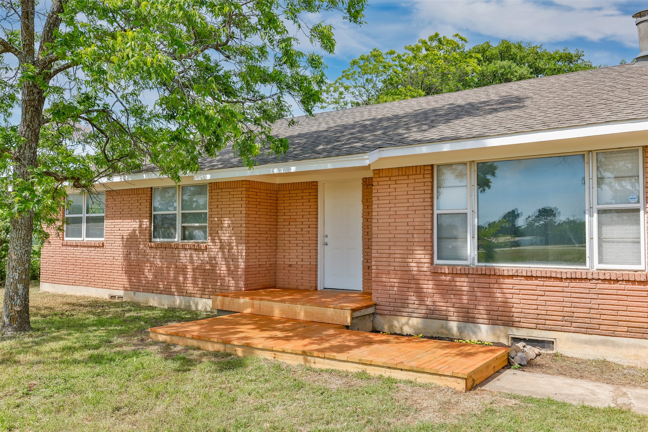 65 Kirby Street, Callisburg, TX, 76240