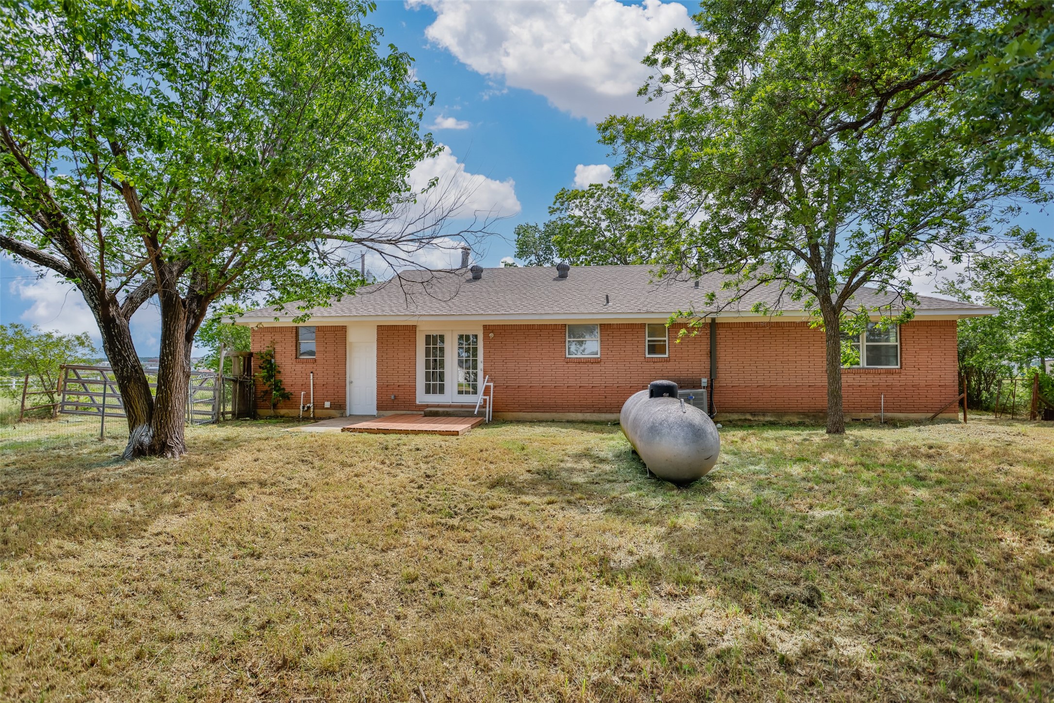 65 Kirby Street, Callisburg, TX, 76240
