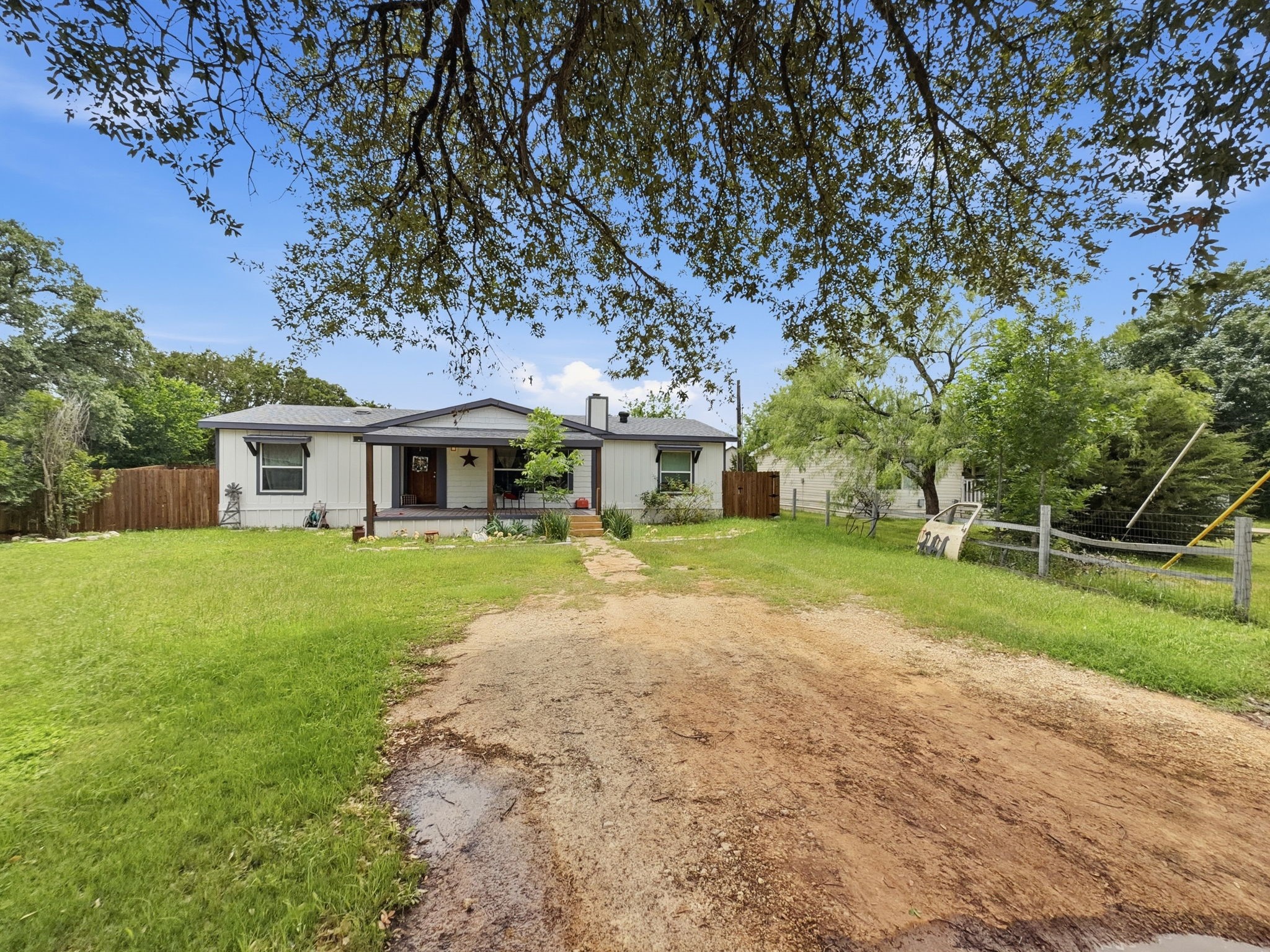 5120 San Marcos Court, Granbury, TX, 76048